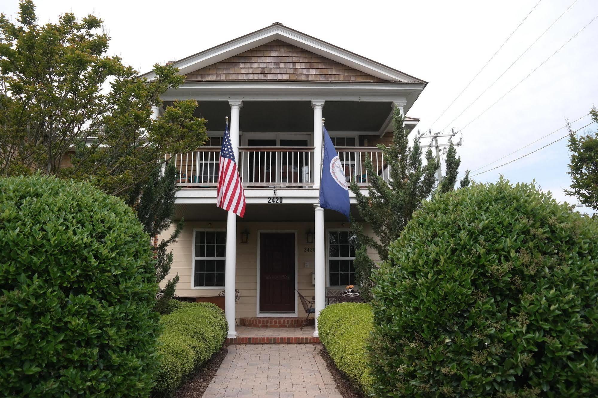 Beach Spa Bed & Breakfast Bed & Breakfast Virginia Beach Exterior photo